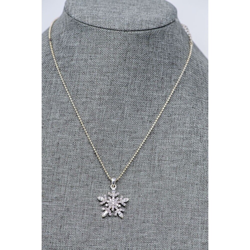 Silver tone rhinestone snowflake ball‎ chain necklace 16-19" Winter holiday